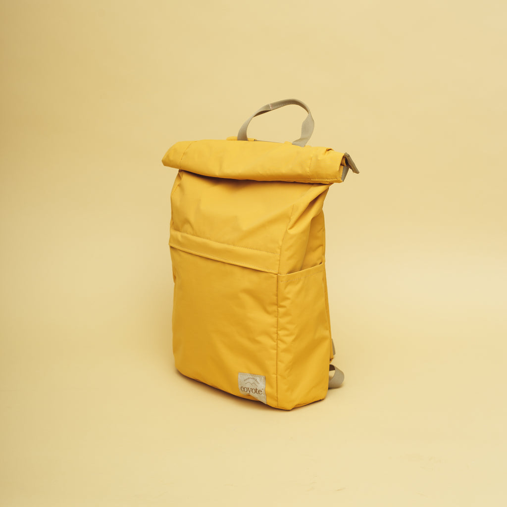 Roll Top Impermeable Amarilla