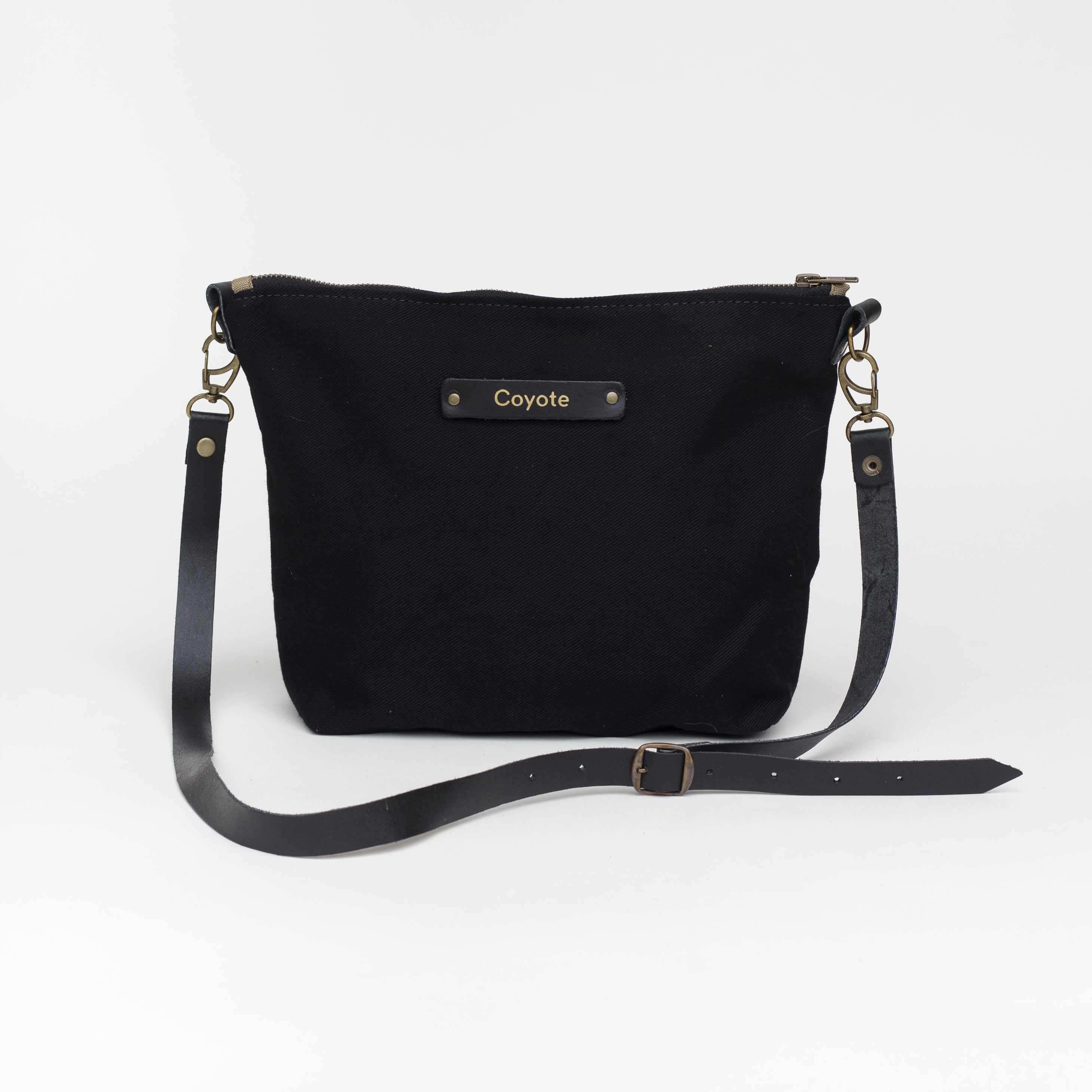 Cartera de Lona Black Coyote Bags